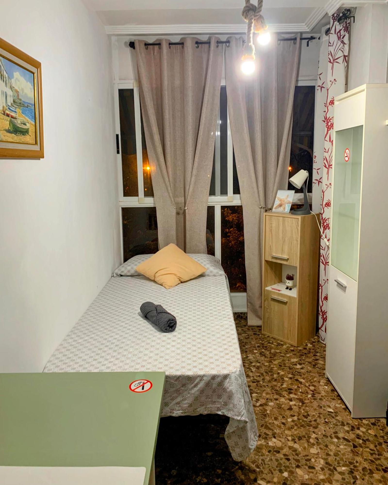Ferienwohnung Apartamento Compartido Con Vista Al Puerto Valencia Exterior foto